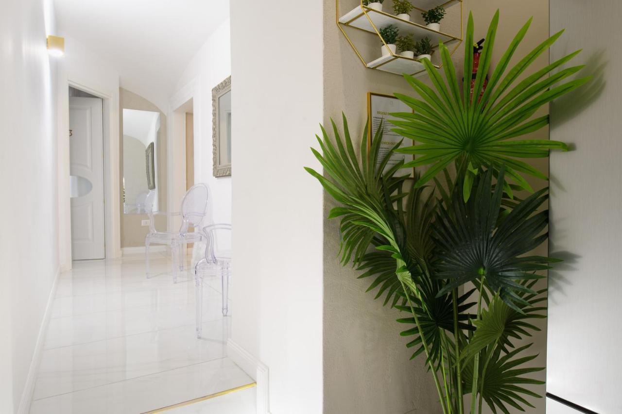 Grandapartments Via Toledo Napoli Bagian luar foto